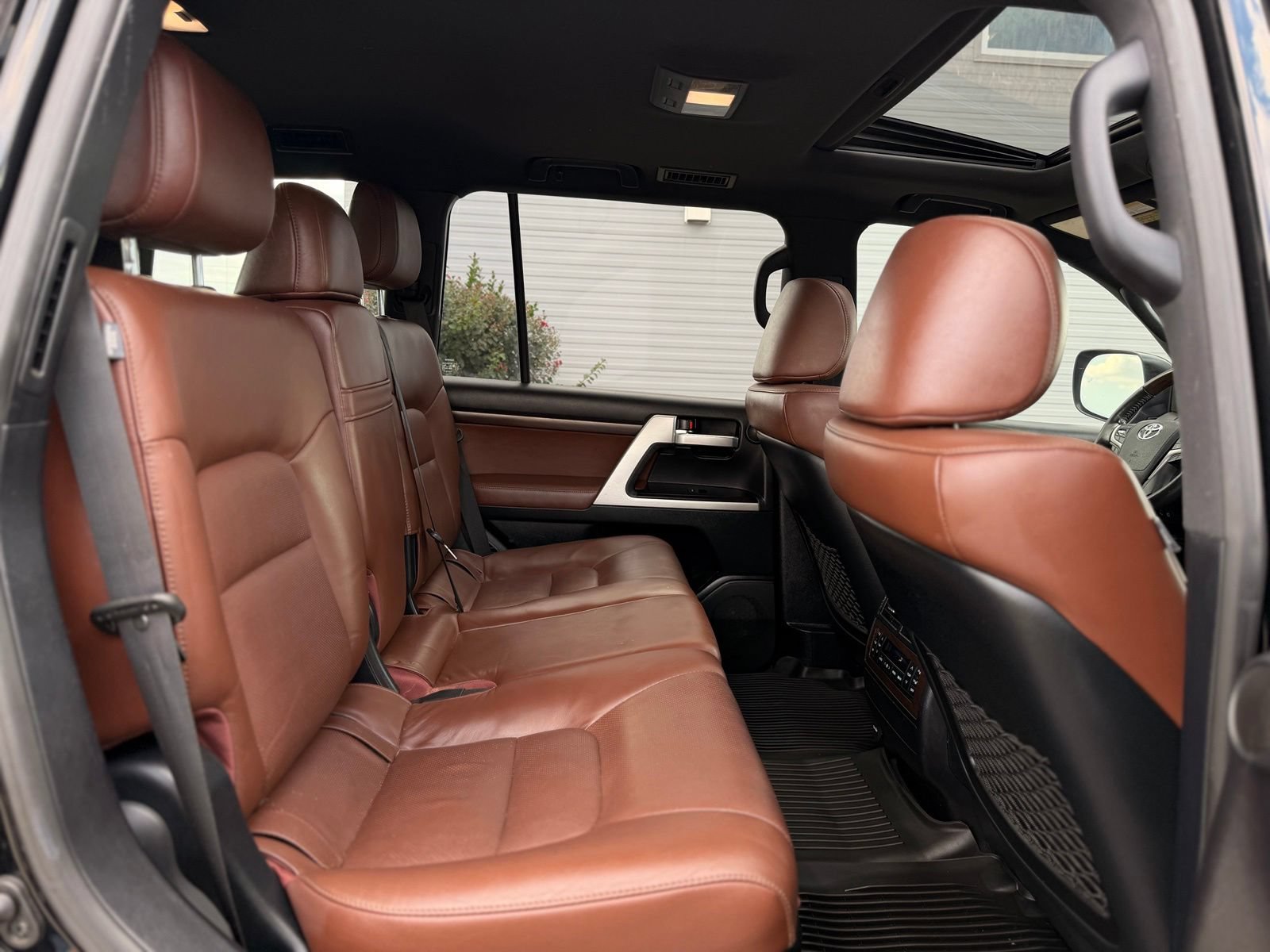 Used 2020 Toyota Land Cruiser AWD/4WD image 23