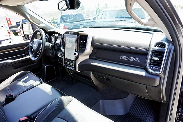 Used 2023 RAM 3500 Laramie AWD/4WD image 18