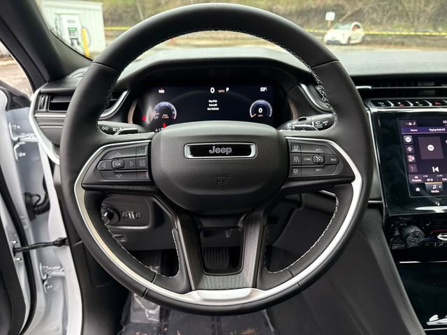 New 2026 Jeep Grand Cherokee Laredo image 18