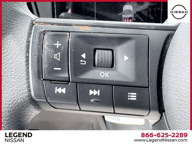 Used 2025 Nissan Kicks S AWD/4WD image 19