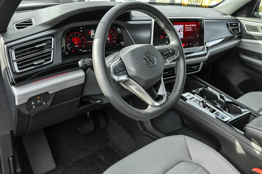 New 2025 Volkswagen Atlas Cross Sport SEL image 3