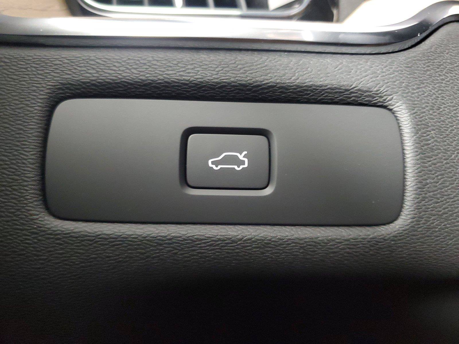 New 2027 Volvo XC60 B5 Core AWD/4WD image 35