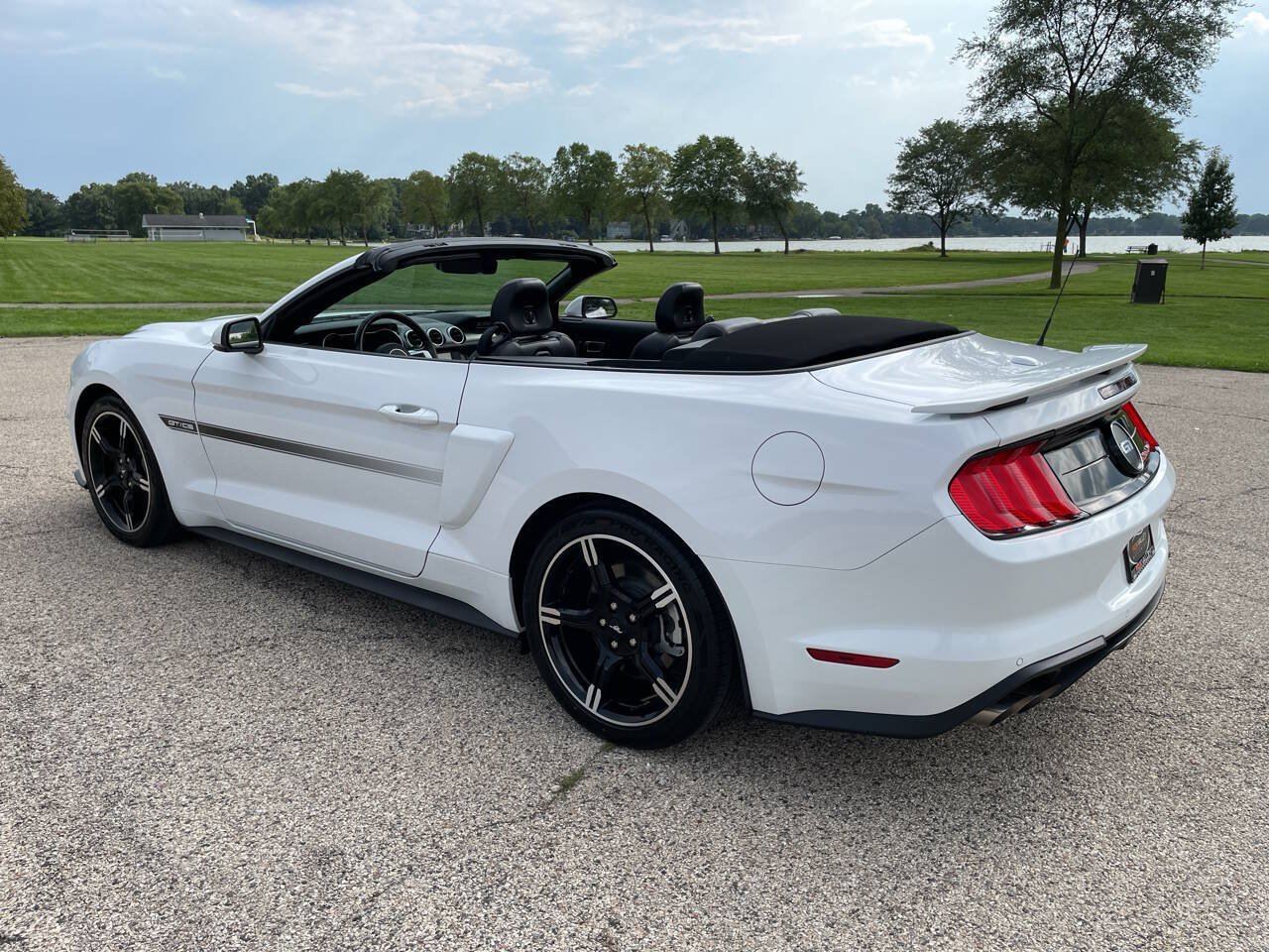Used 2021 Ford Mustang GT Premium w/ California Special Package RWD image 99
