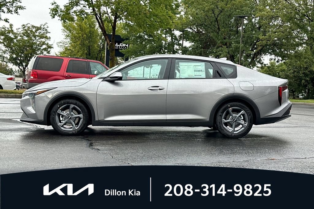 New 2026 Kia K4 FWD image 10