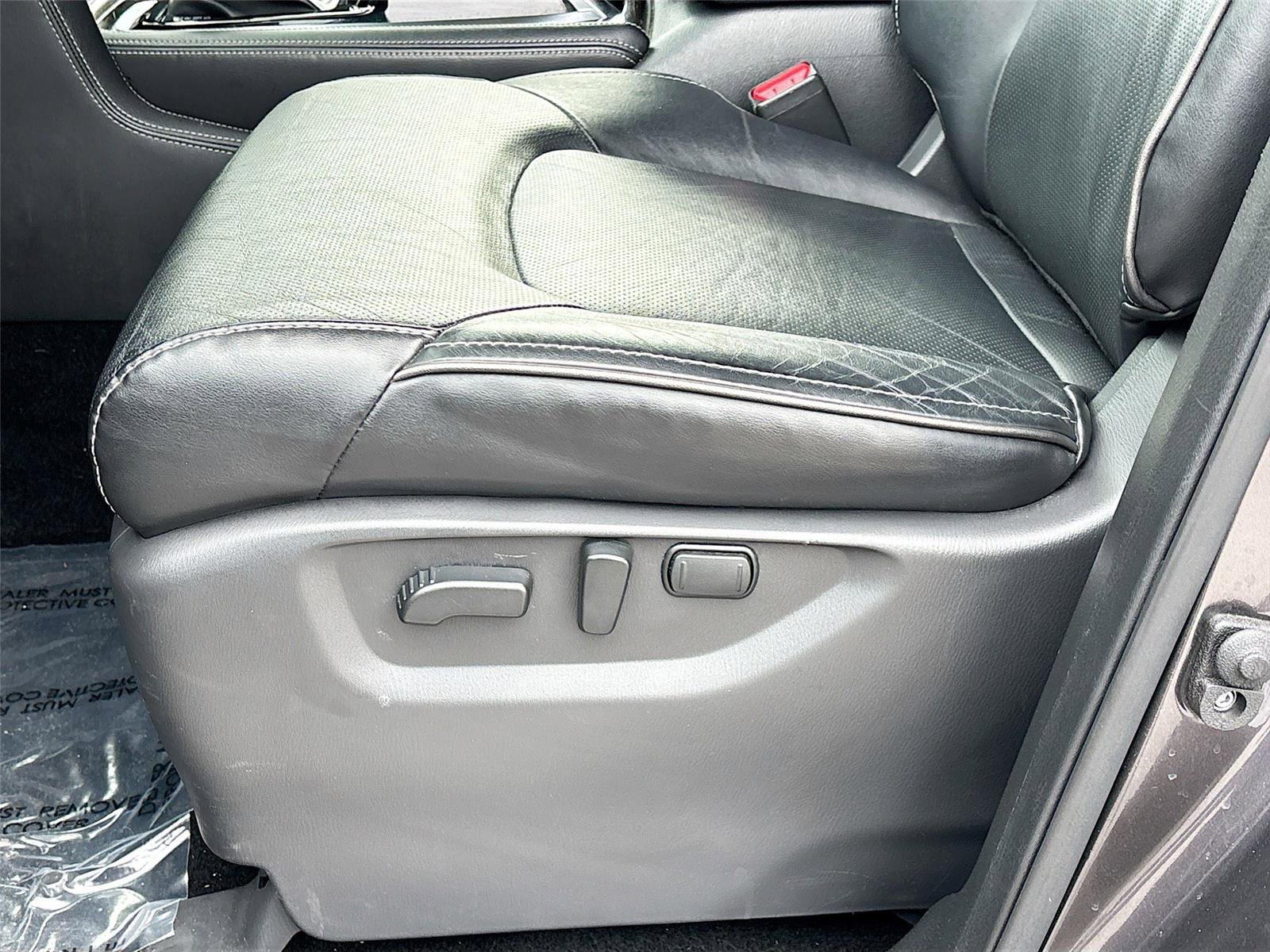 Used 2024 INFINITI QX80 Luxe RWD image 23