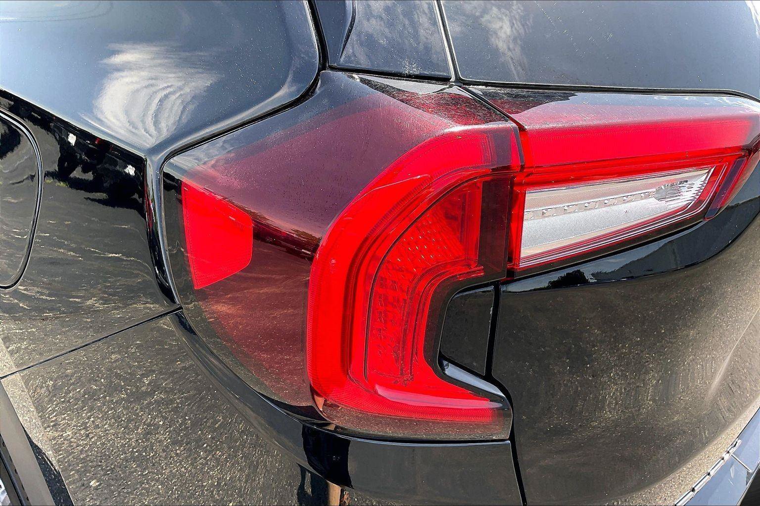 Used 2024 GMC Terrain SLT AWD/4WD image 29