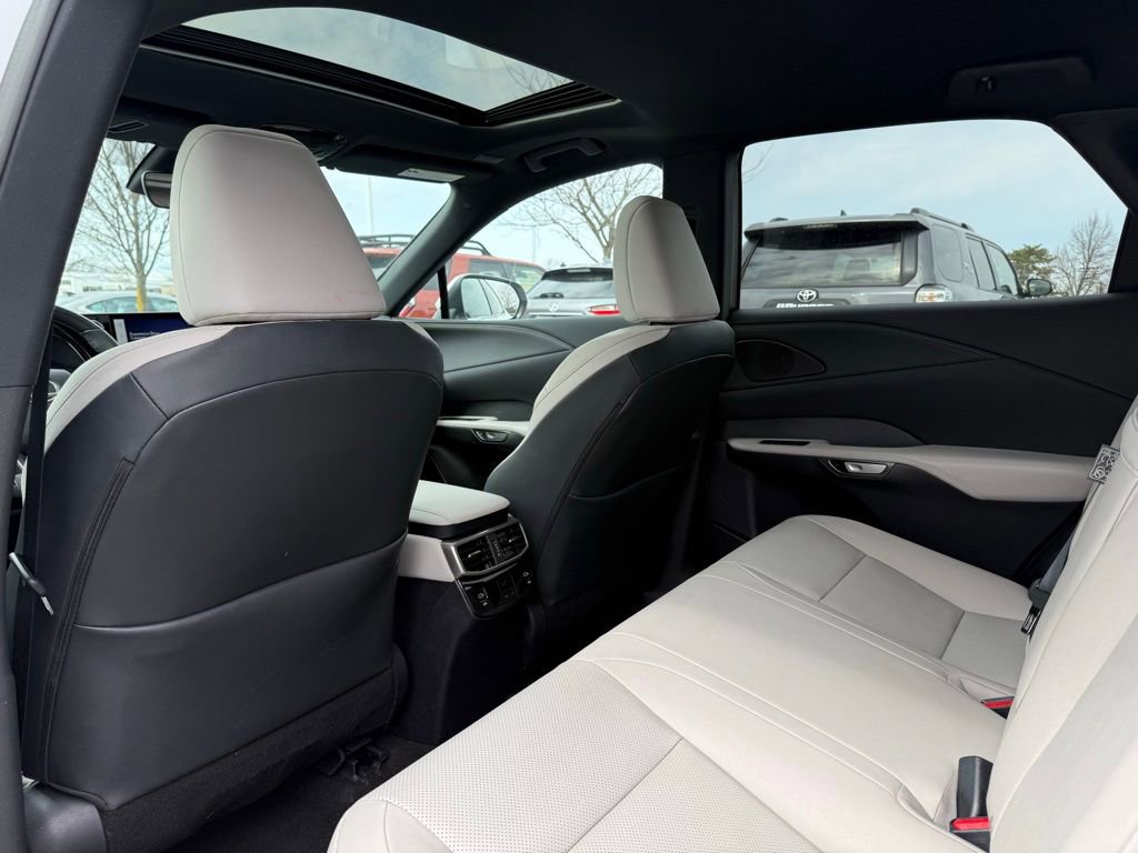 Used 2024 Lexus RX 350 Premium w/ Accessory Package (Z1) image 16