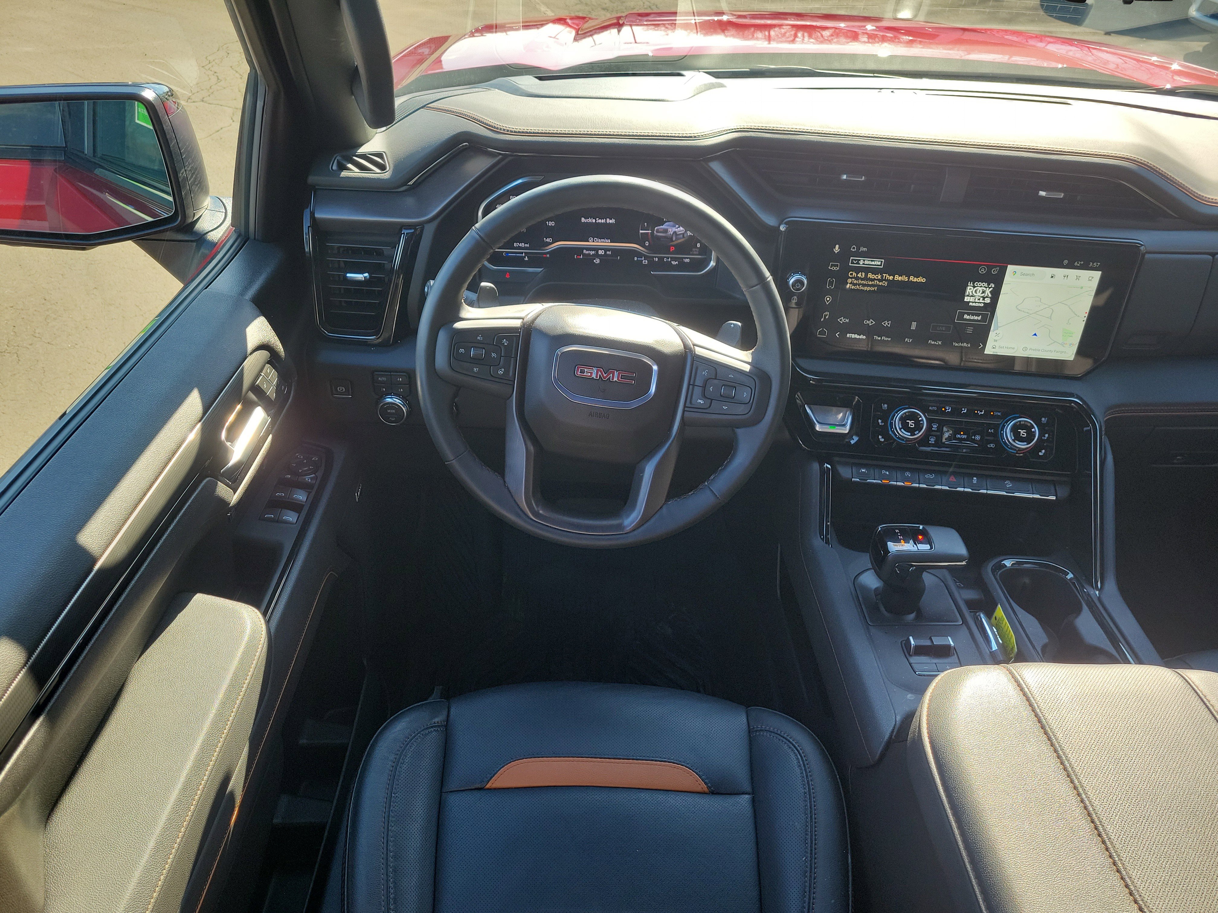 Certified 2025 GMC Sierra 1500 AT4 w/ AT4 Premium Package image 11