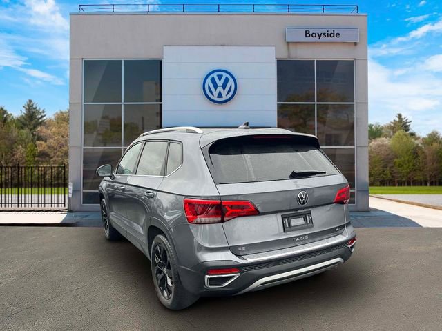 Certified 2022 Volkswagen Taos SE image 5