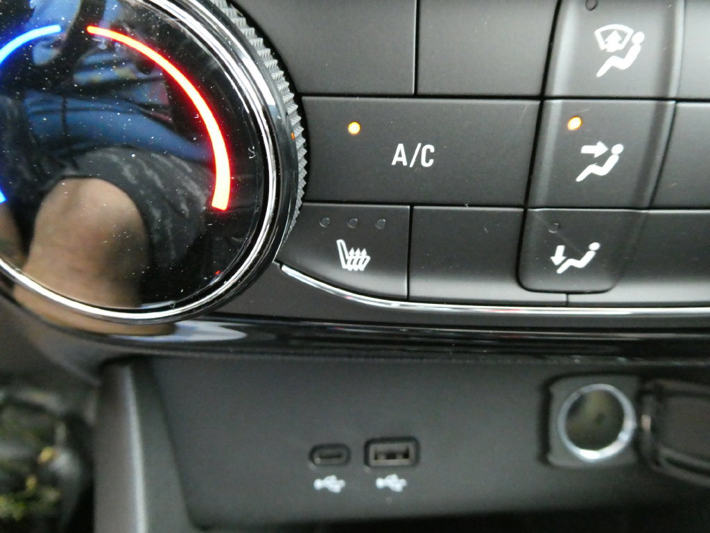 New 2026 Buick Encore GX Sport Touring w/ Advanced Technology Package AWD/4WD image 21