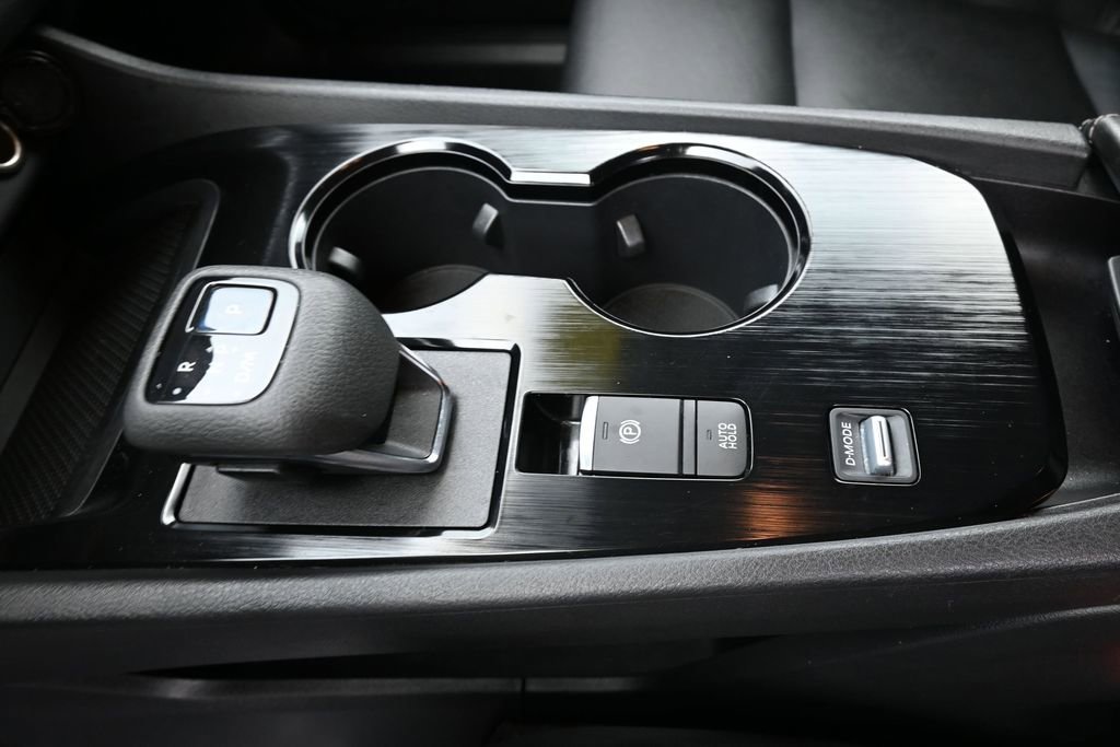 Used 2022 Nissan Rogue SV FWD image 14