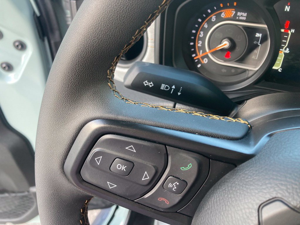 Used 2024 Jeep Wrangler Sport AWD/4WD image 19