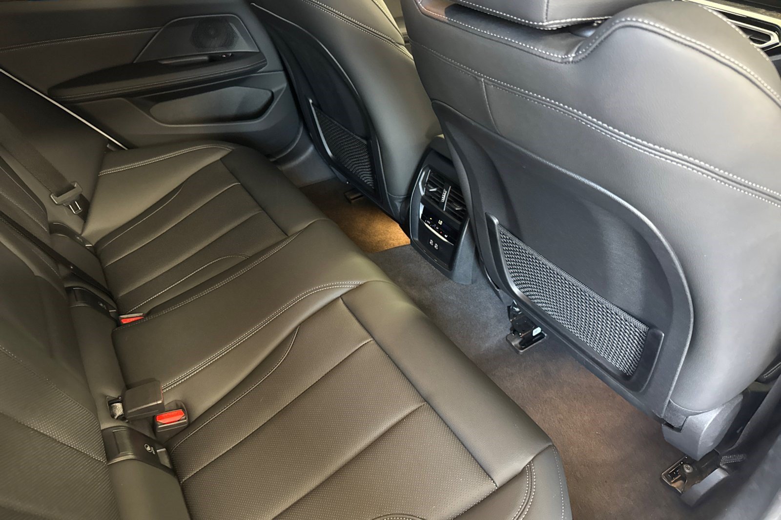 Certified 2023 BMW i4 eDrive35 w/ Premium Package RWD image 32