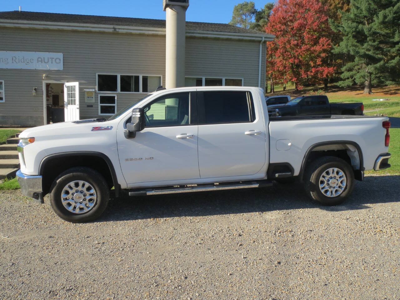 Used 2023 Chevrolet Silverado 2500 LT AWD/4WD image 5