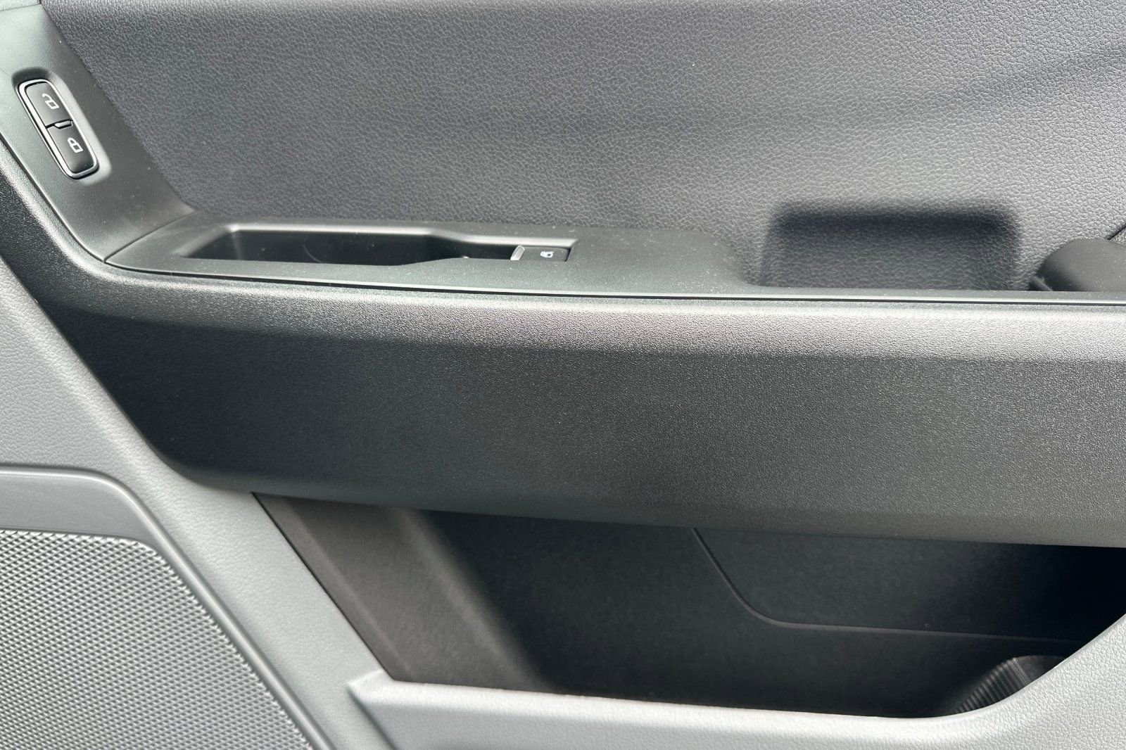 New 2026 Ford F350 XL w/ XL Chrome Package image 17