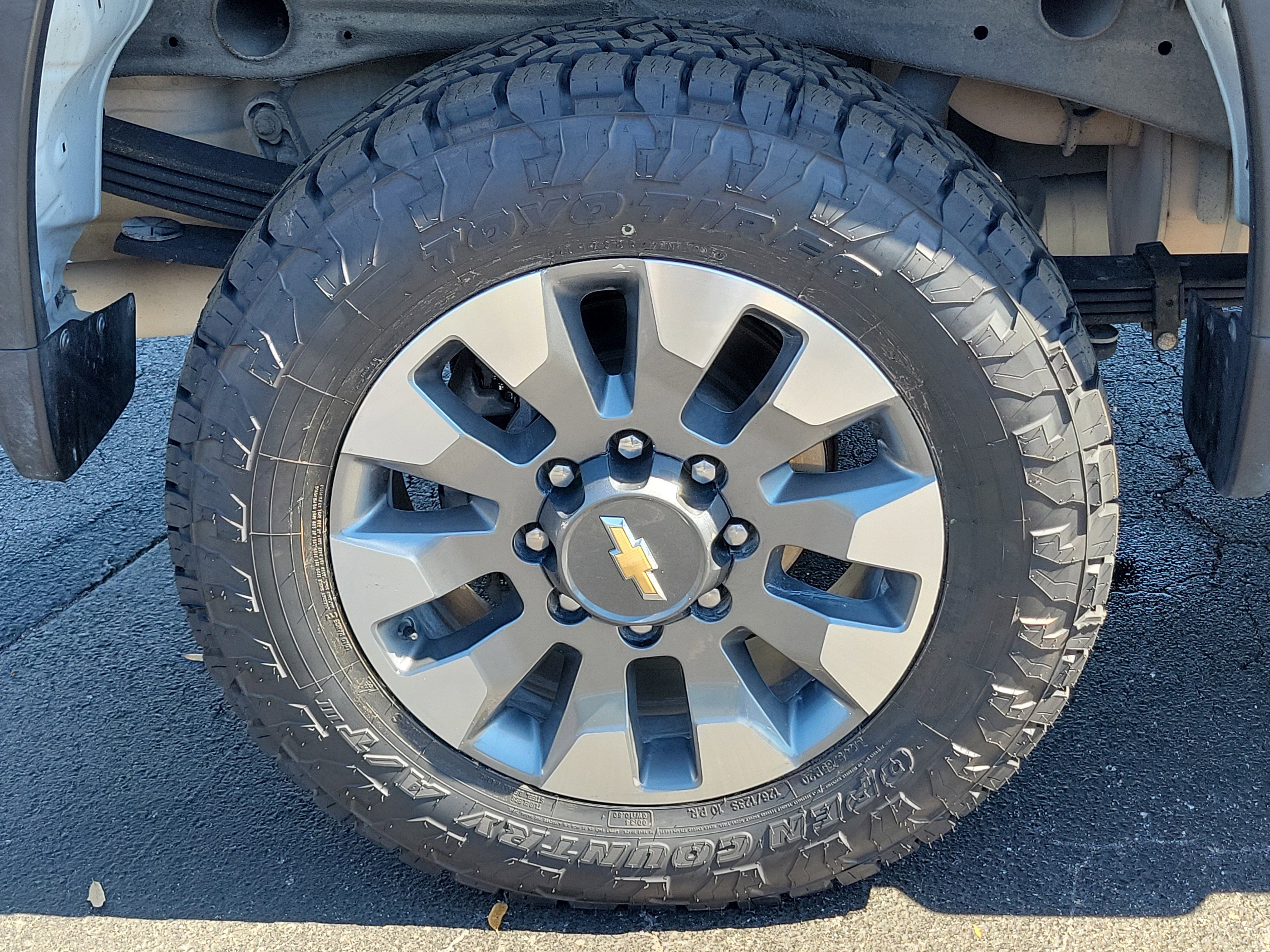 Used 2022 Chevrolet Silverado 2500 Custom image 9