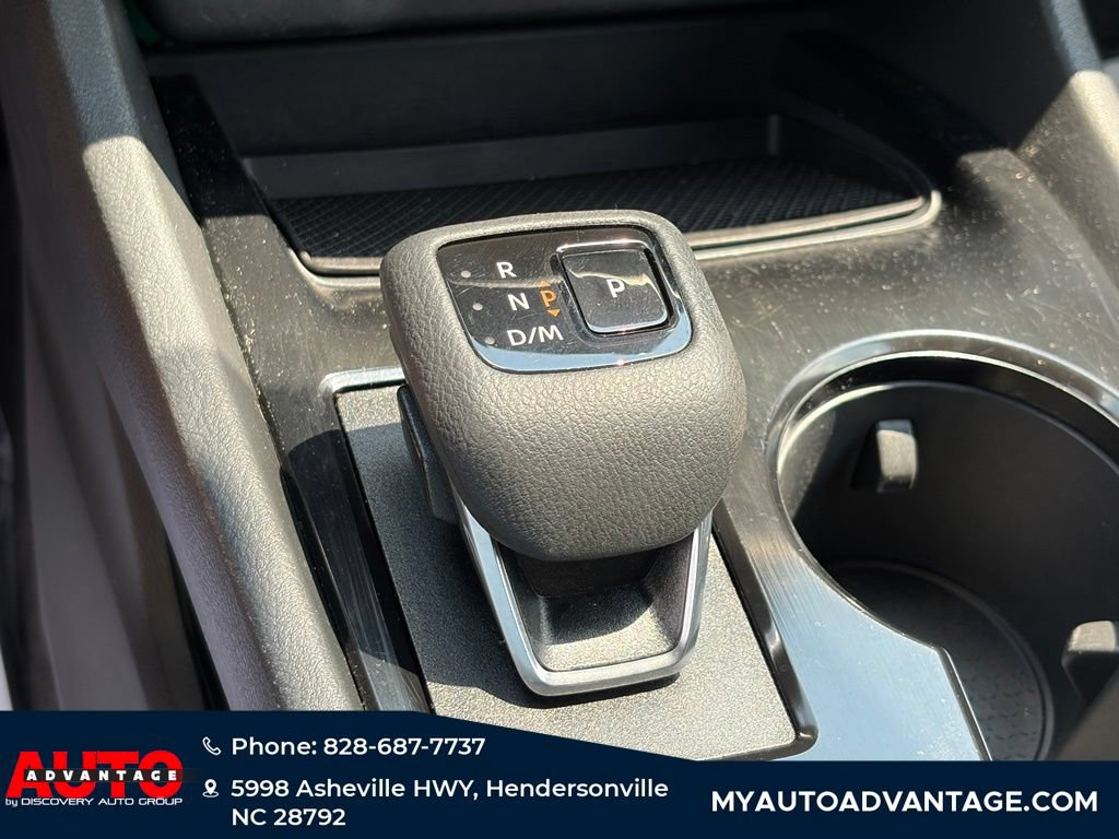 Used 2025 Nissan Rogue SV AWD/4WD image 15