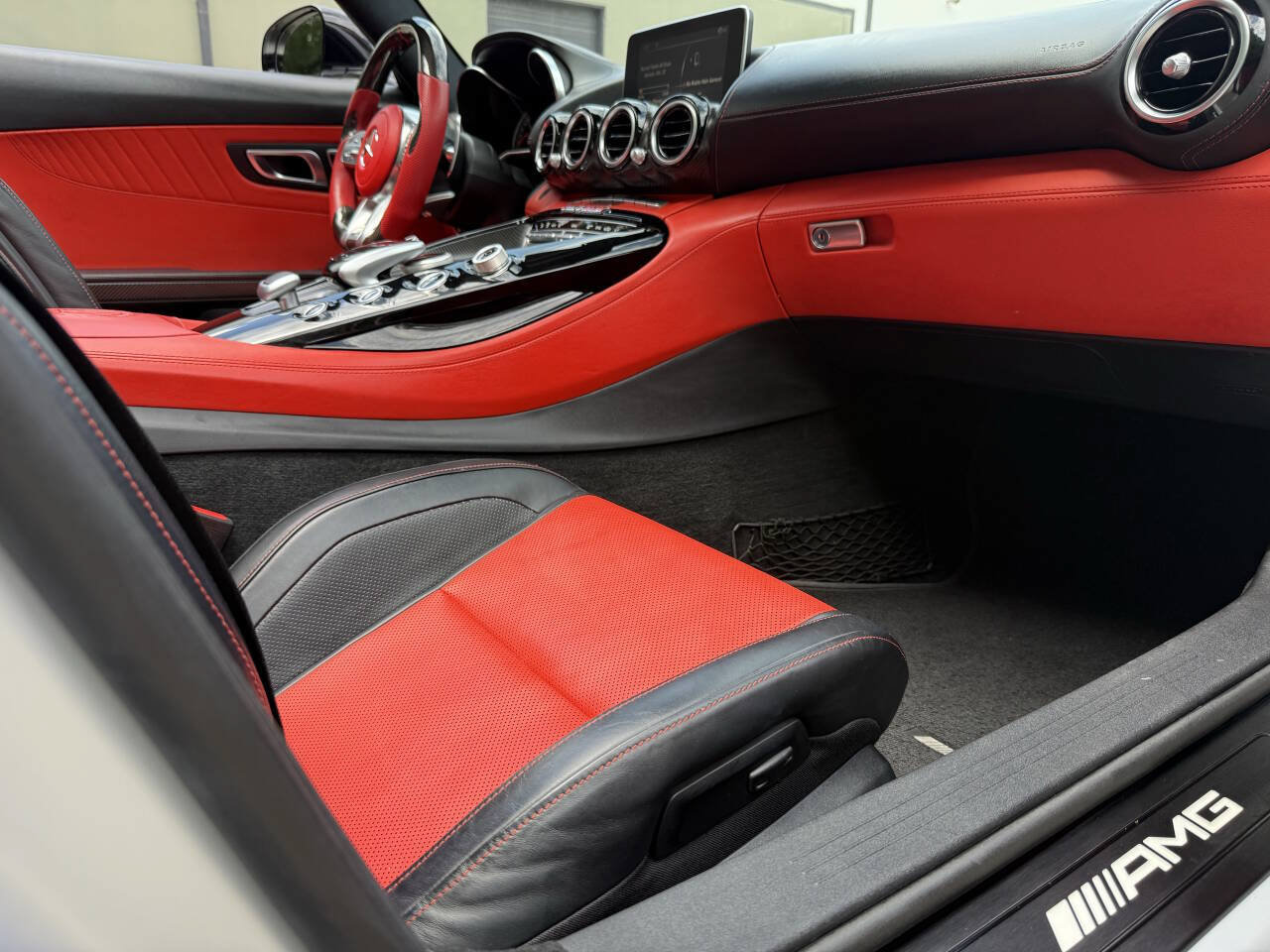 Used 2018 Mercedes-Benz AMG GT C image 14
