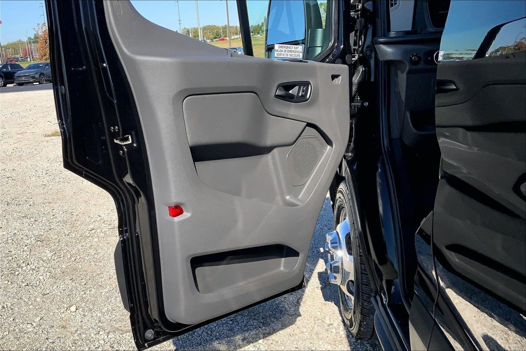 Used 2025 Ford Transit 350 XLT AWD/4WD image 21