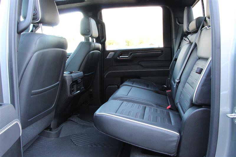 Used 2024 GMC Sierra 2500 AT4X AWD/4WD image 16