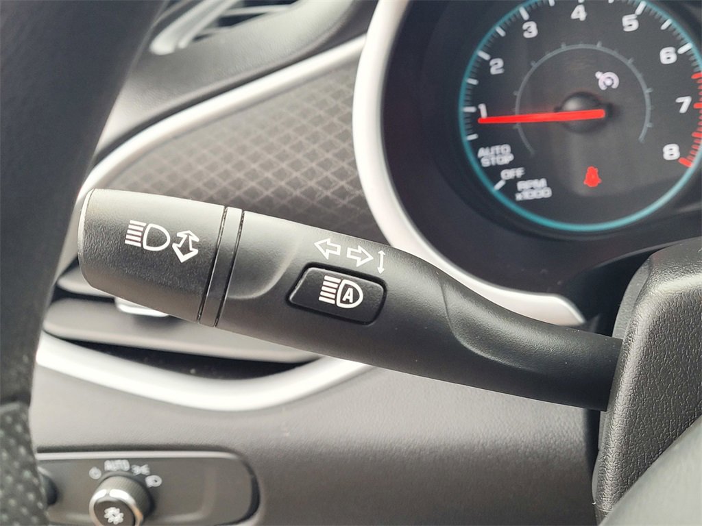 Used 2023 Chevrolet Malibu LT image 14