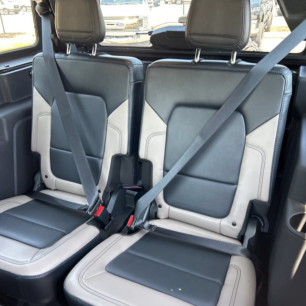 Used 2023 Ford Bronco Wildtrak AWD/4WD image 5