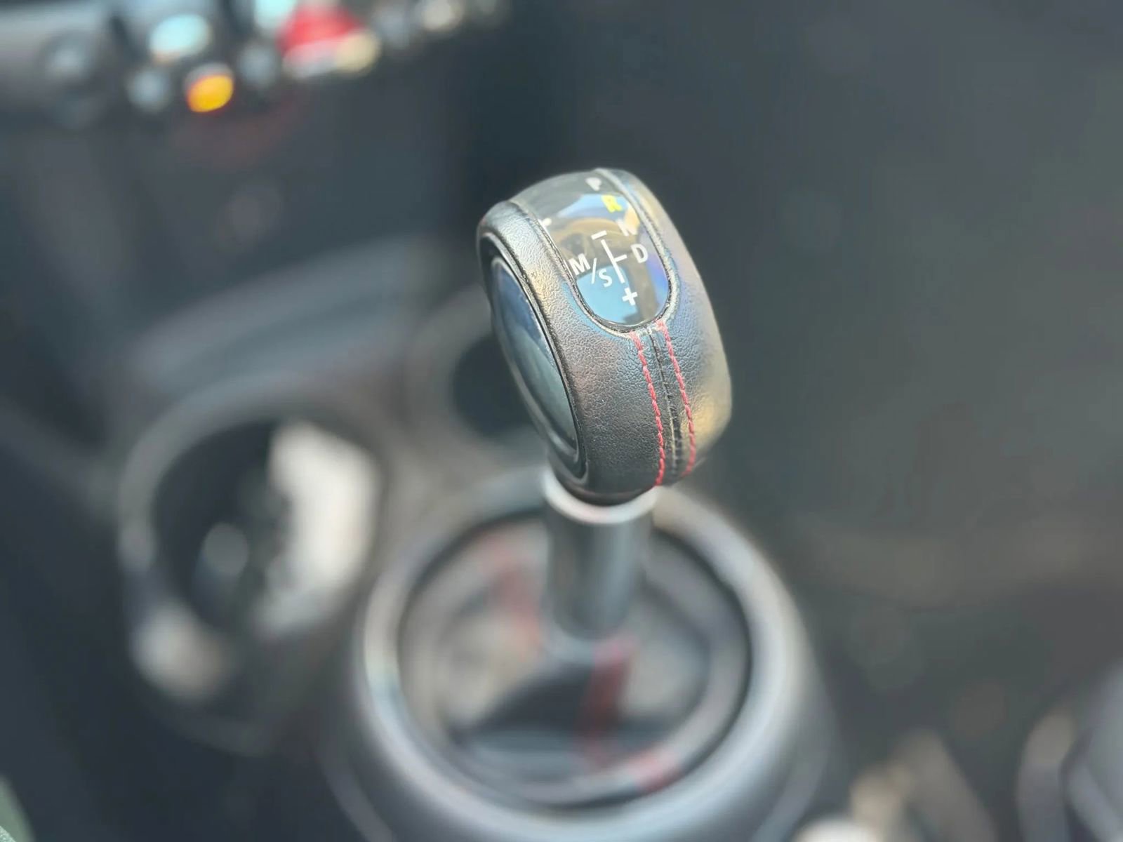 Used 2019 MINI Cooper S image 17