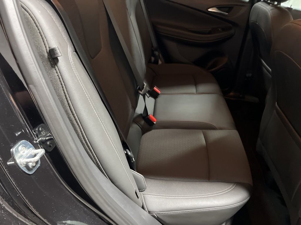 Used 2025 Buick Encore GX Preferred image 12