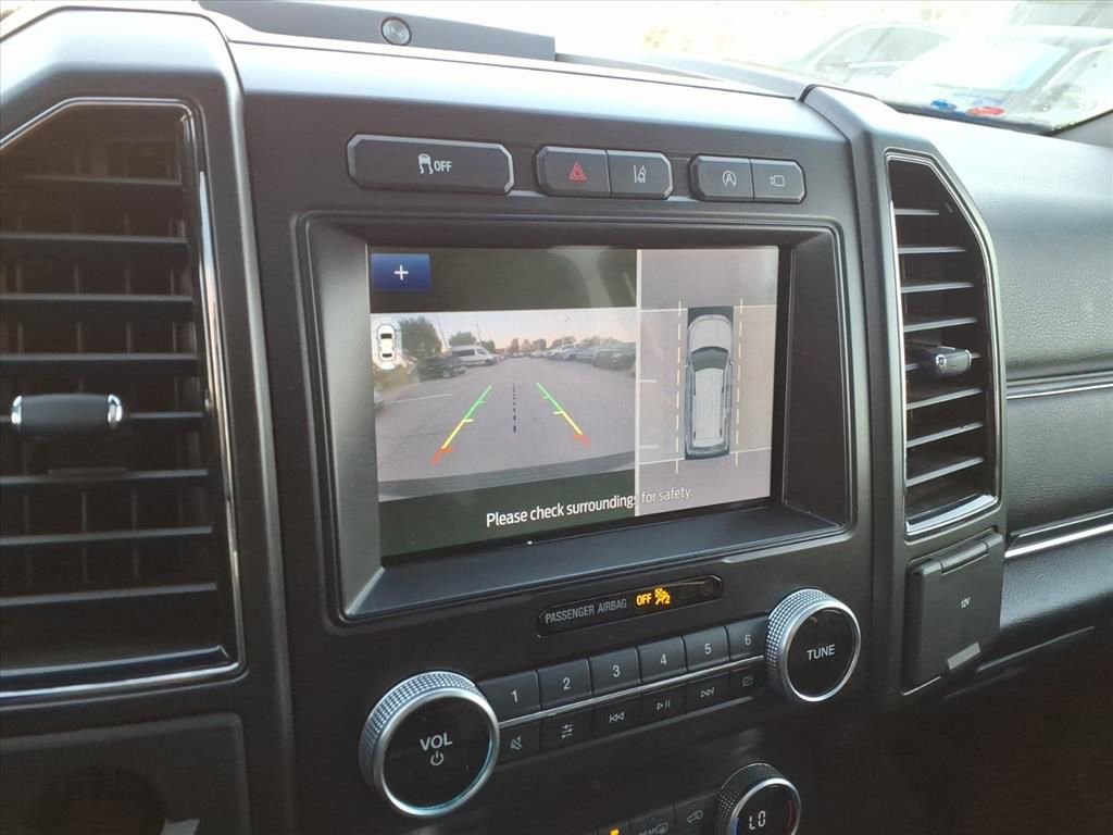 Used 2021 Ford Expedition Limited image 15