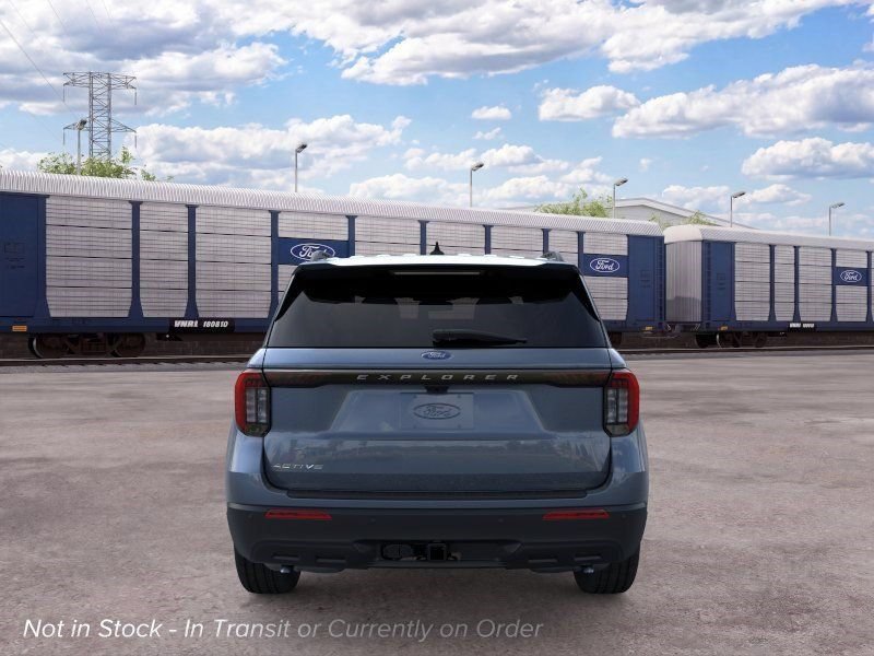 New 2026 Ford Explorer Active RWD image 6