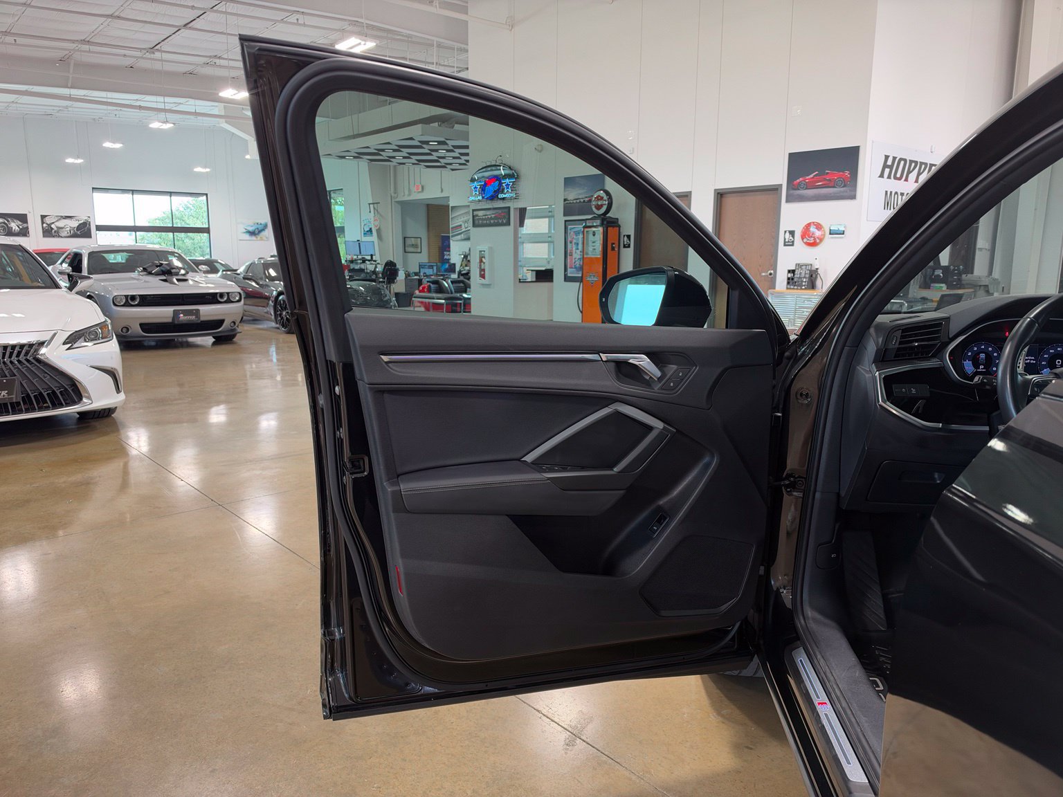 Used 2021 Audi Q3 2.0T Premium Plus w/ Premium Plus Package AWD/4WD image 10