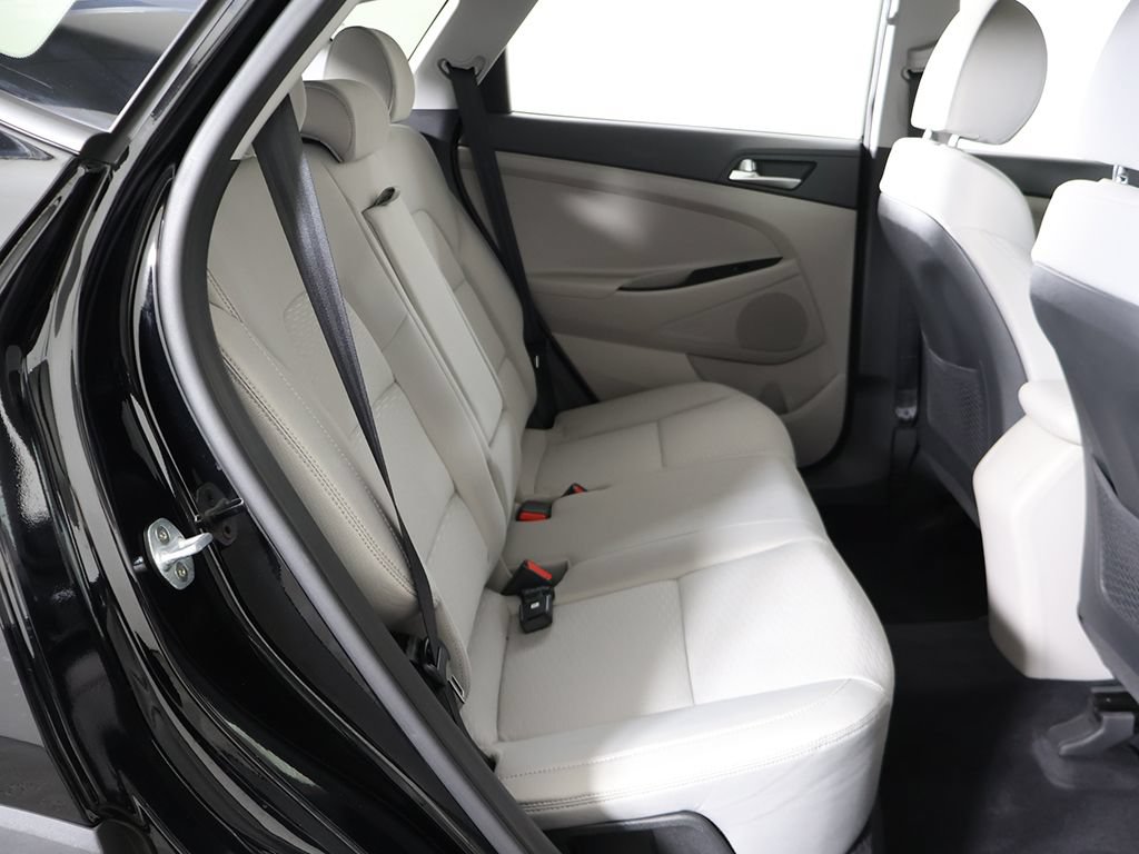 Used 2019 Hyundai Tucson SE FWD image 30