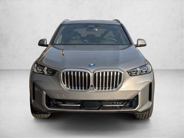 Used 2026 BMW X5 xDrive50e AWD/4WD image 5