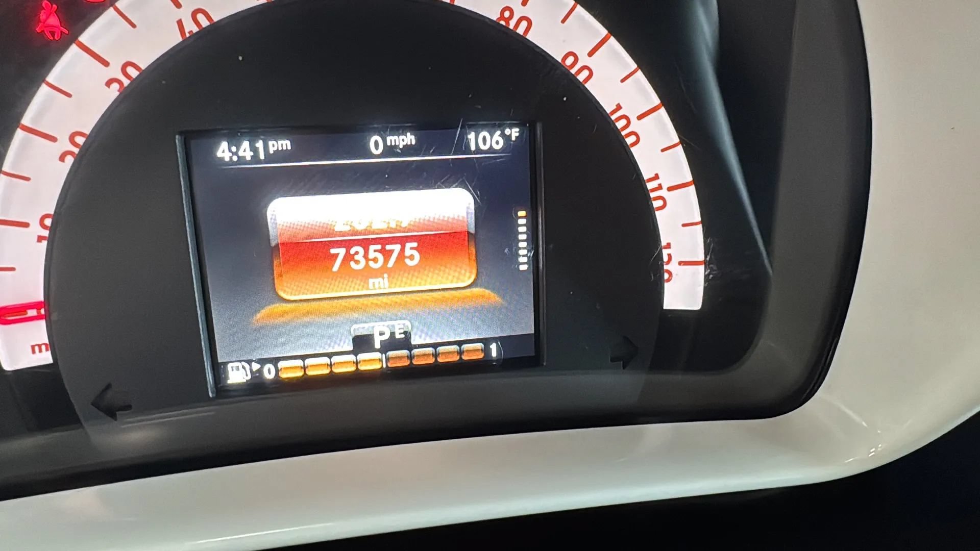 Used 2017 smart fortwo pure RWD image 21