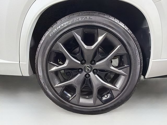 Used 2025 Lexus TX 500h AWD w/ Technology Package image 36