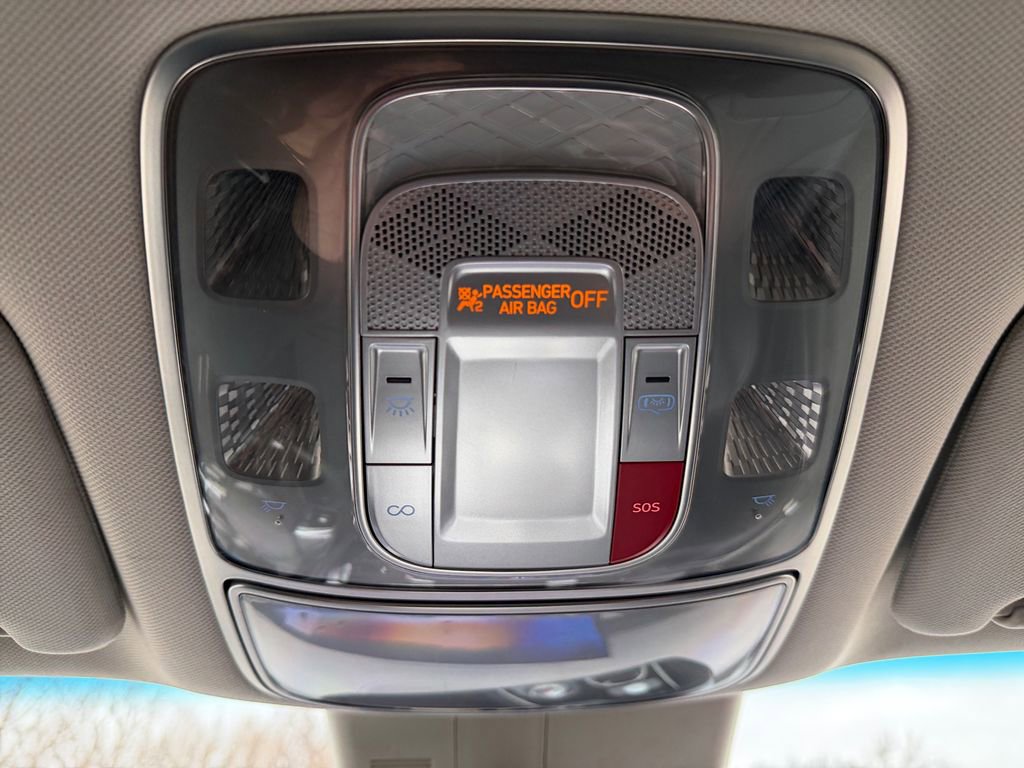 Used 2025 Genesis GV80 2.5T Standard image 21