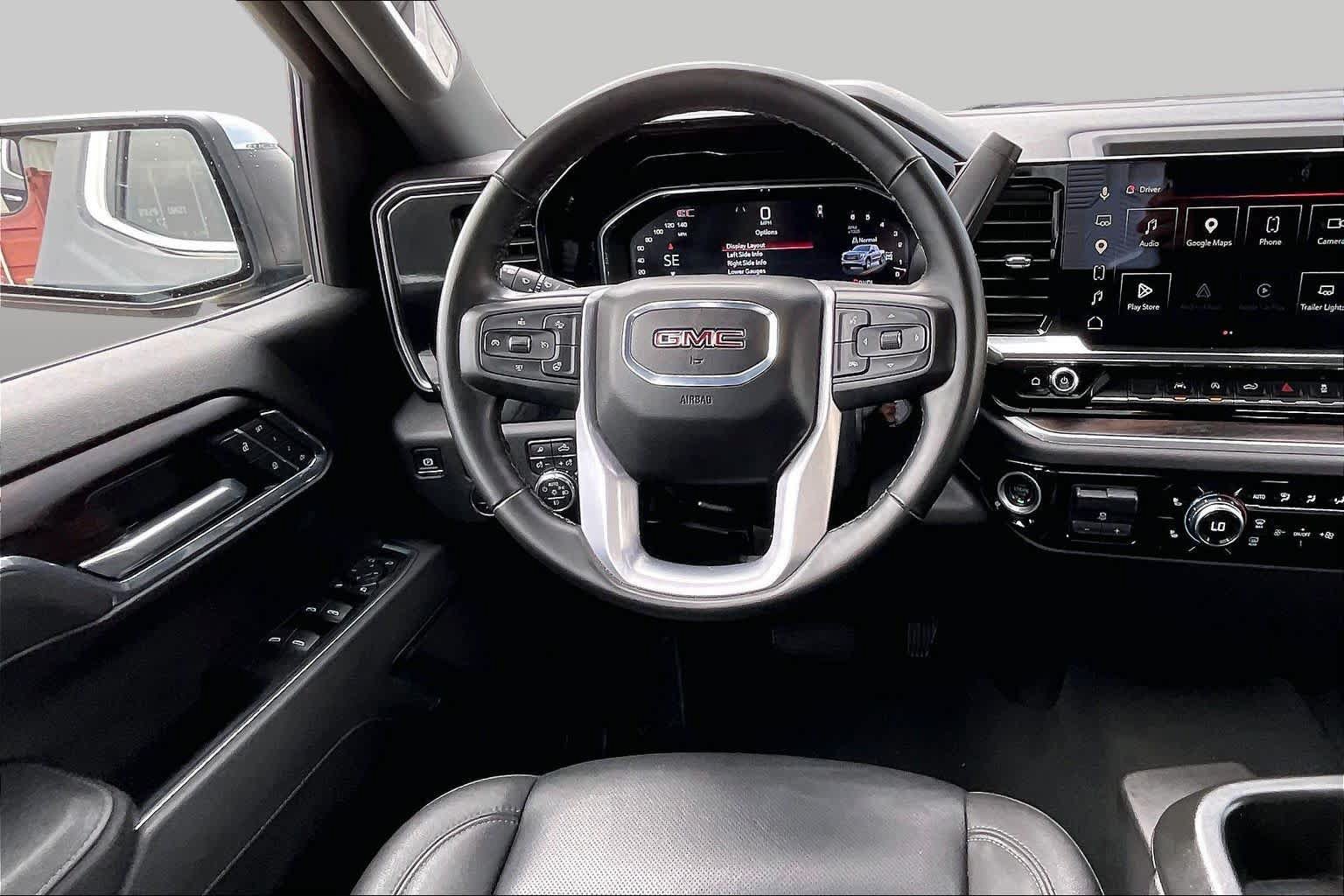 Used 2025 GMC Sierra 1500 SLT AWD/4WD image 6