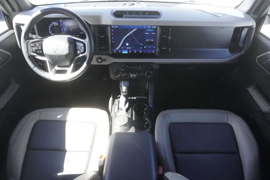 Used 2022 Ford Bronco Wildtrak image 9