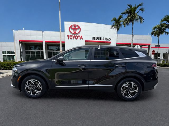 Used 2023 Kia Sportage LX FWD image 4
