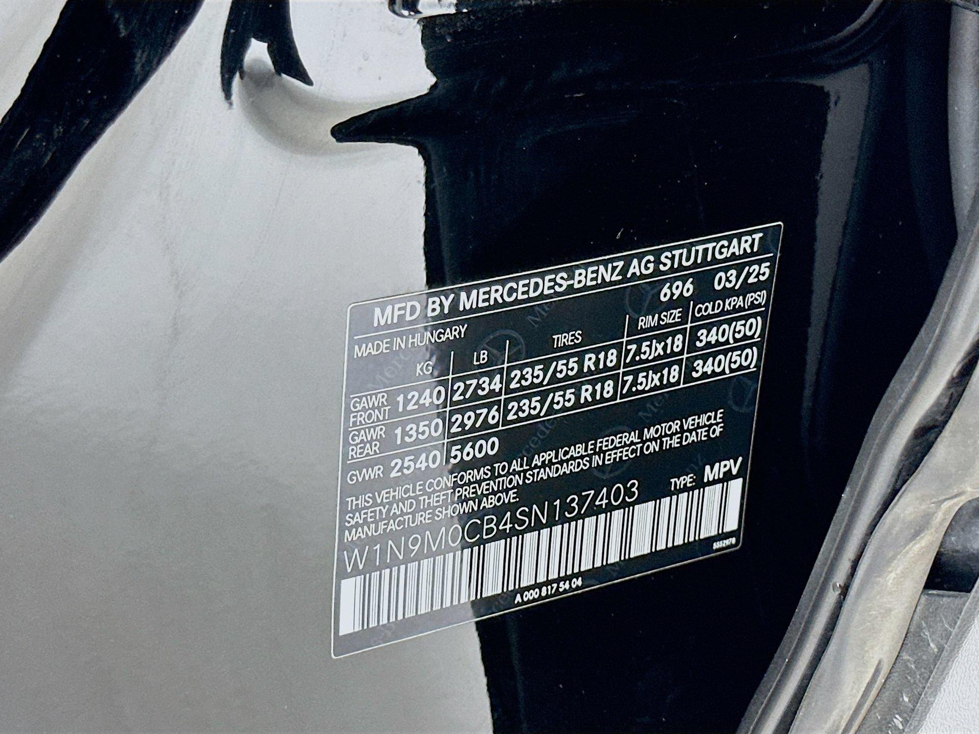 Used 2025 Mercedes-Benz EQB 250+ image 34