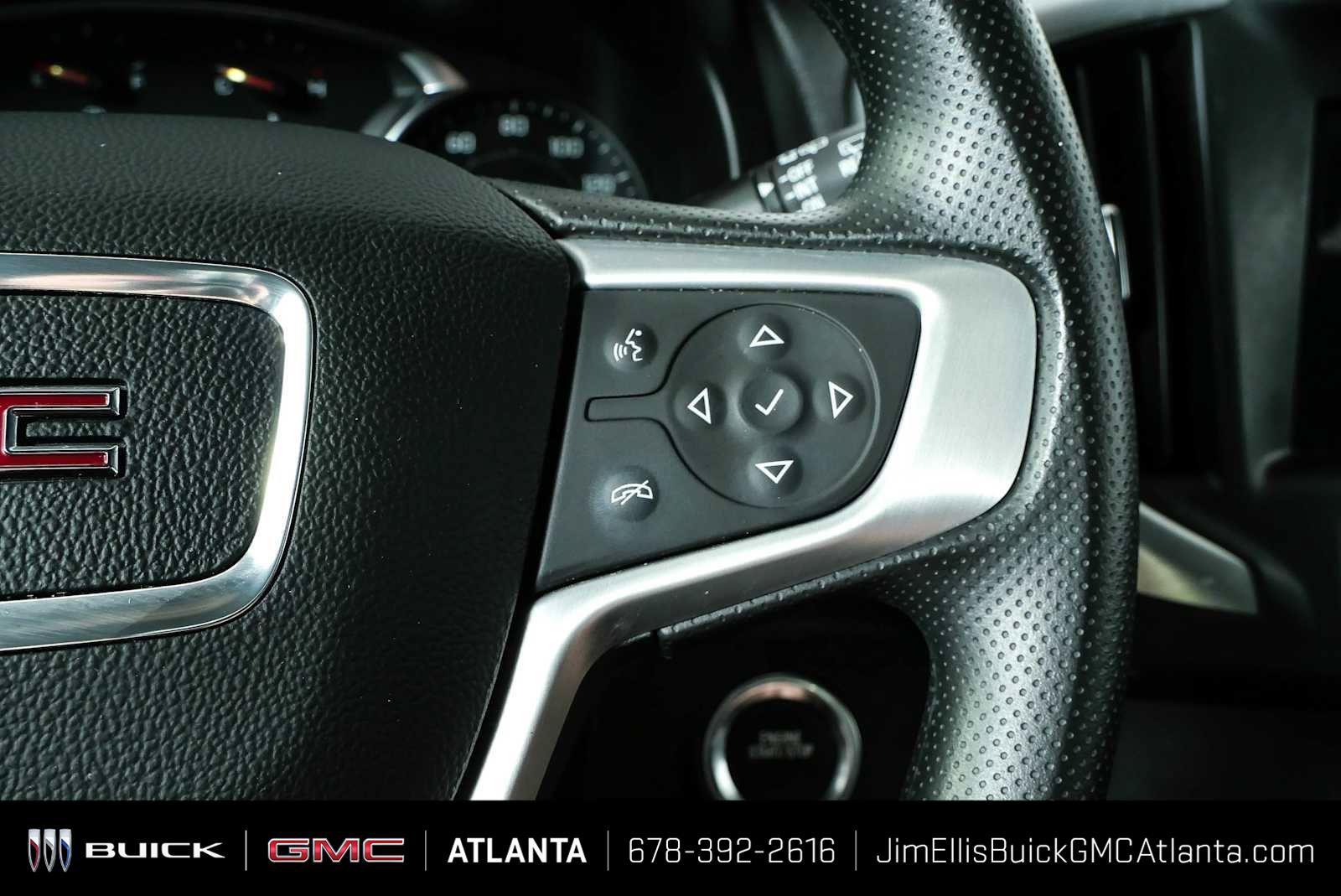 Used 2023 GMC Terrain SLE FWD image 10