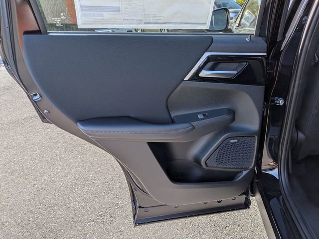 New 2026 Mitsubishi Outlander ES FWD image 23