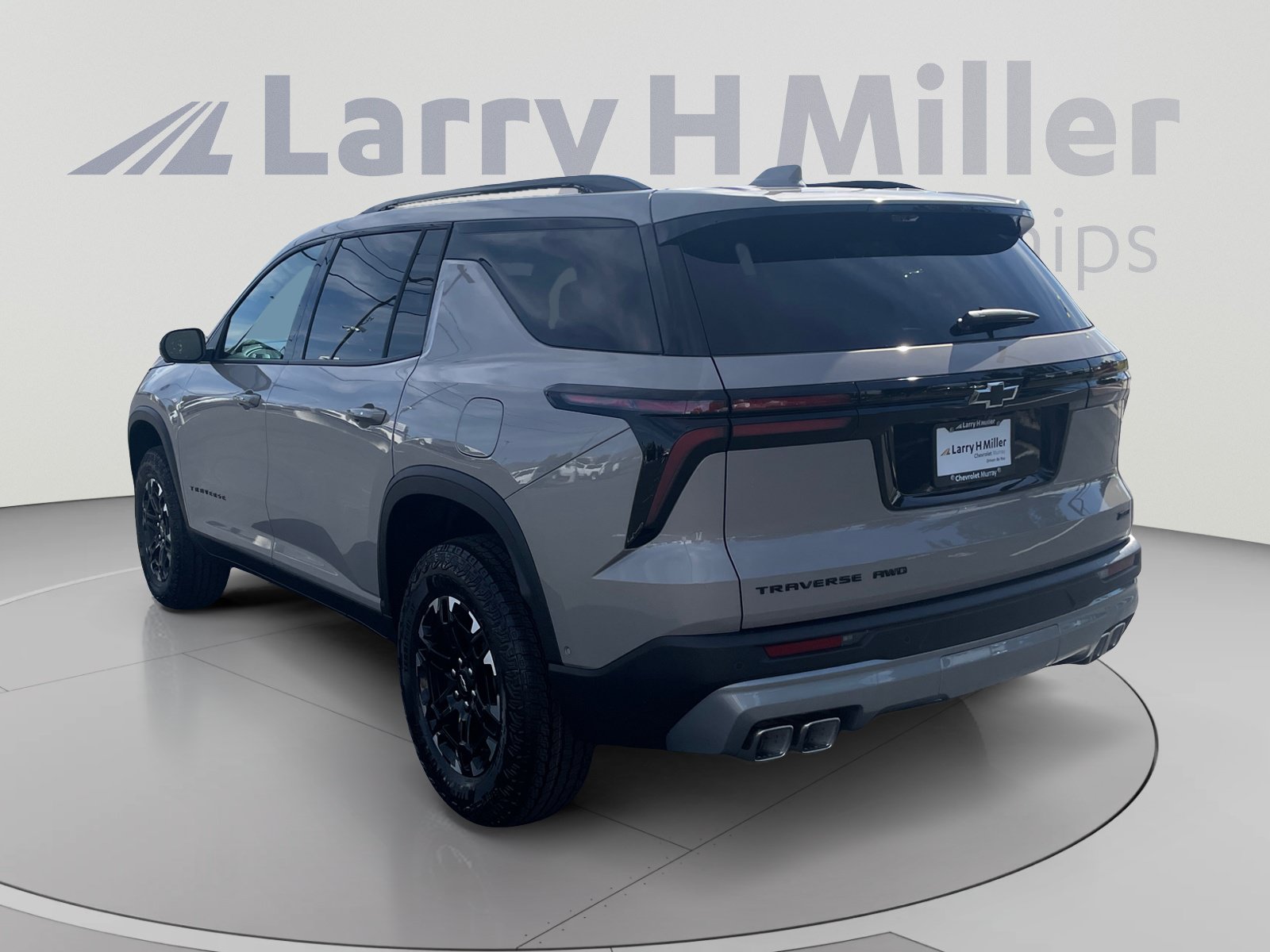 New 2027 Chevrolet Traverse Z71 w/ Enhanced Driving Package AWD/4WD image 3