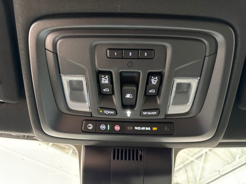 New 2026 Chevrolet Silverado 1500 ZR2 w/ ZR2 Bison Edition AWD/4WD image 24