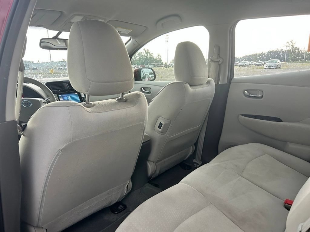 Used 2012 Nissan Leaf SL FWD image 19