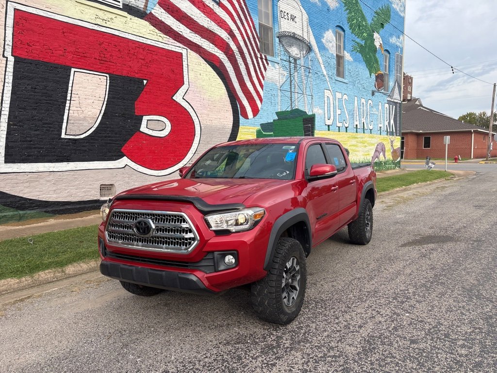 Used 2017 Toyota Tacoma TRD Off-Road w/ Tow Package image 49
