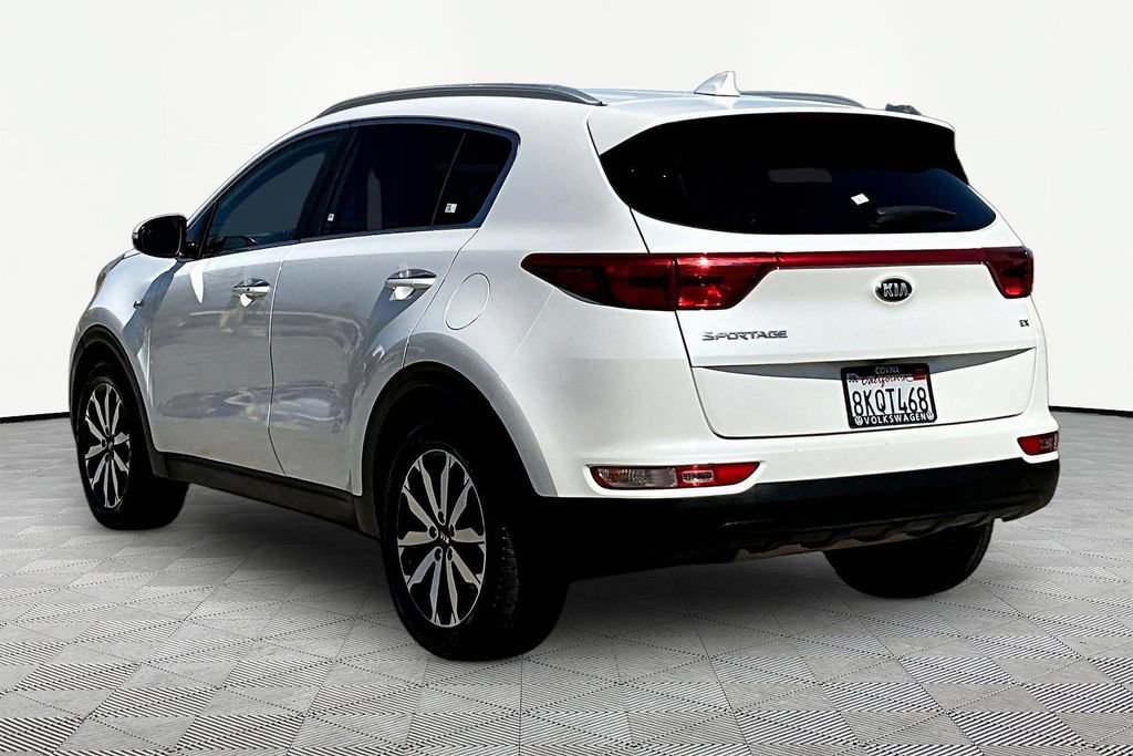 Used 2018 Kia Sportage EX AWD/4WD image 4