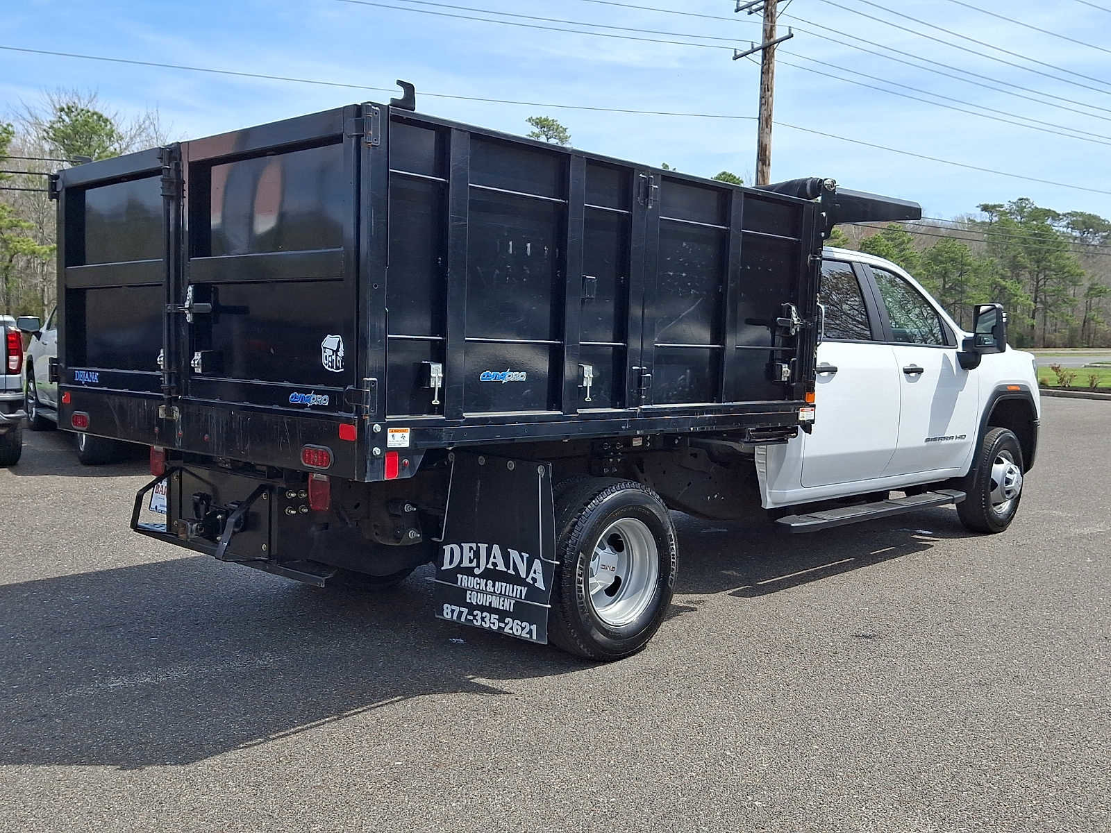 Used 2024 GMC Sierra 3500 Pro w/ Convenience Package AWD/4WD image 6