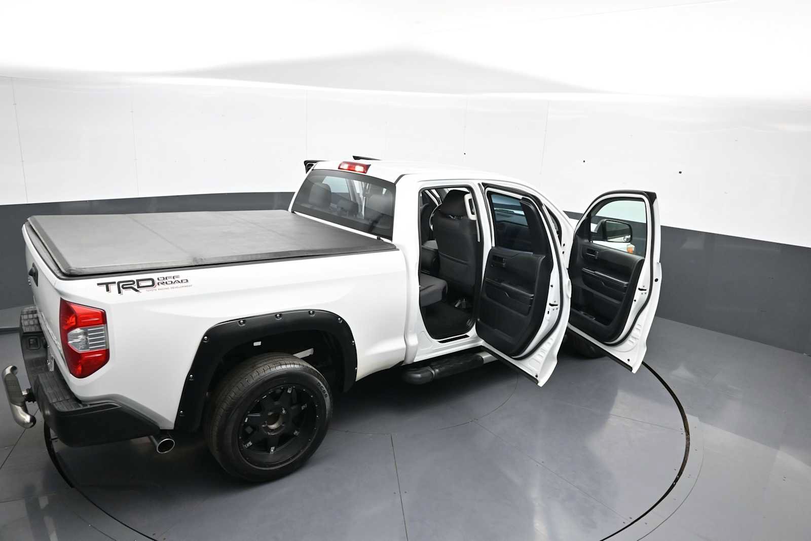Used 2016 Toyota Tundra SR w/ Exterior Package AWD/4WD image 43