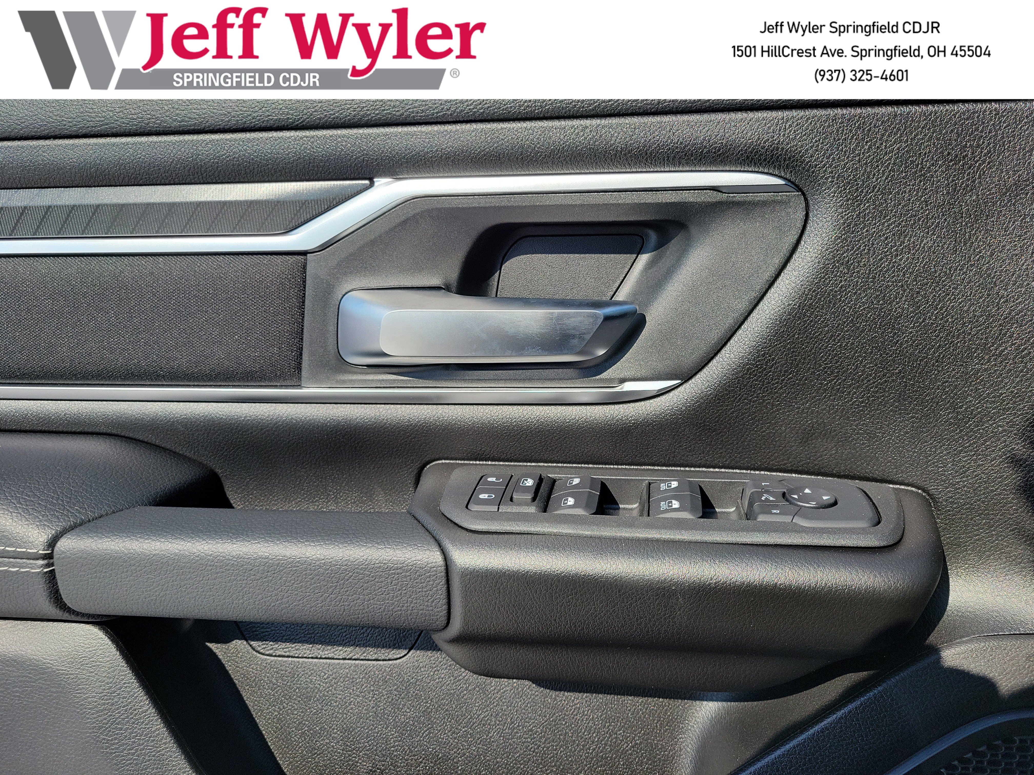 New 2025 RAM 1500 Big Horn image 14